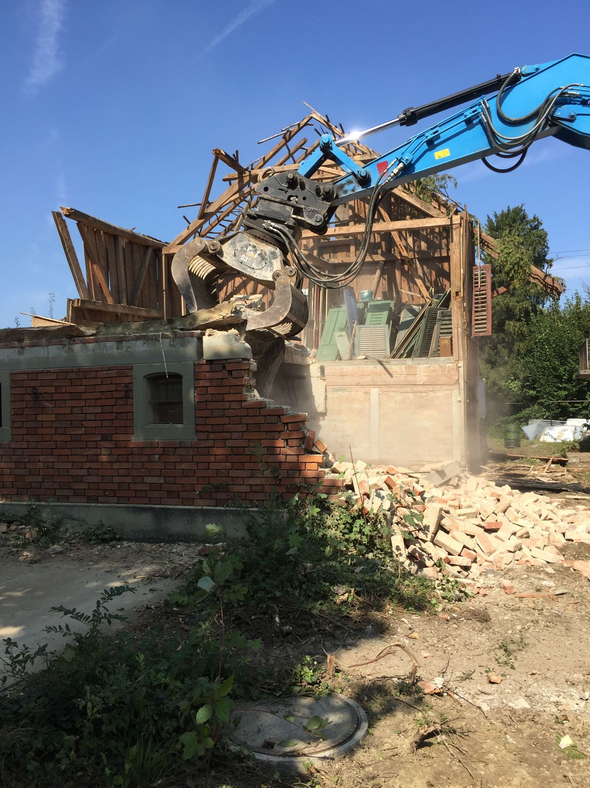 Tief-und Strassenbau, Aushub und Umgehungsarbeiten Winden