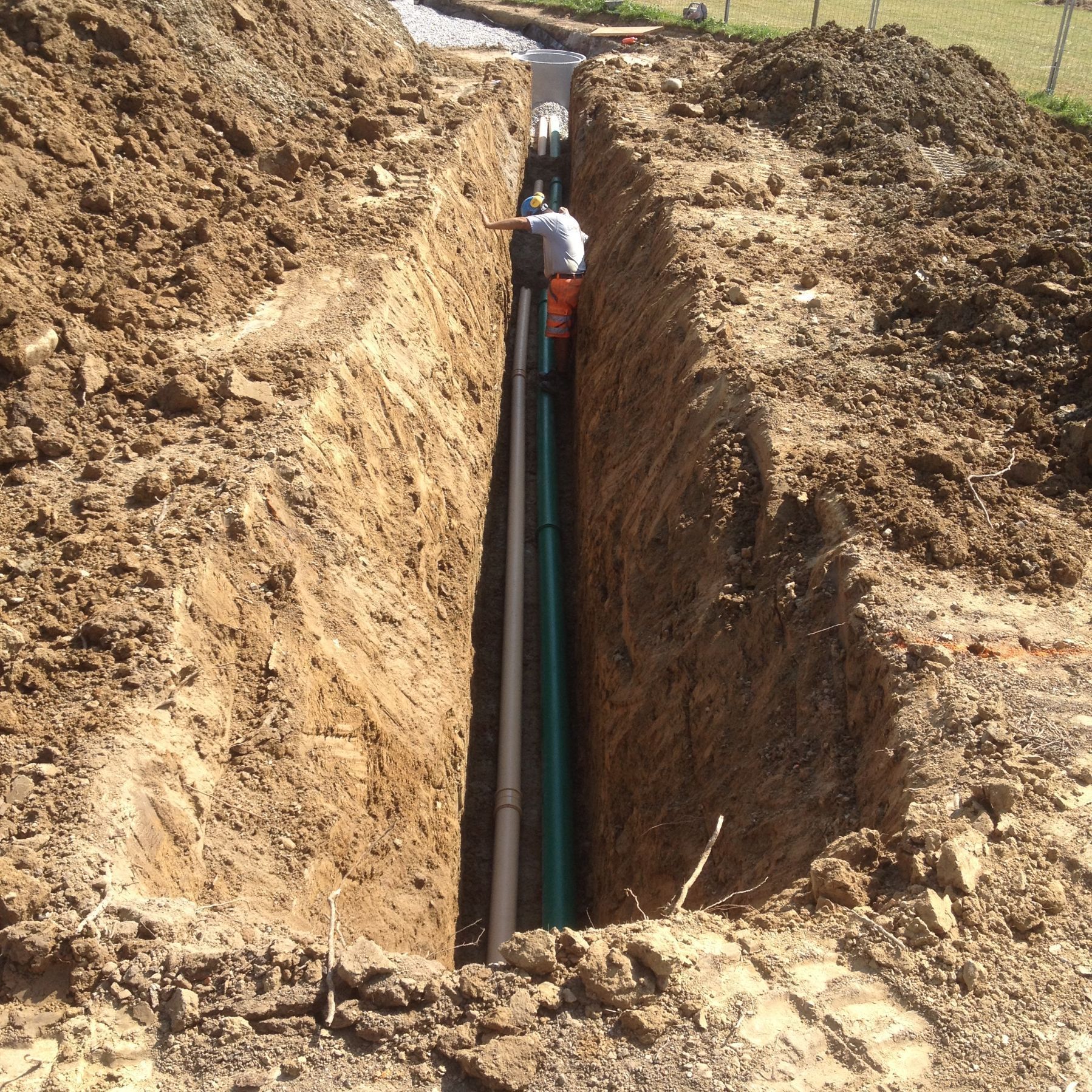 Tief-und Strassenbau, Aushub und Umgehungsarbeiten Winden