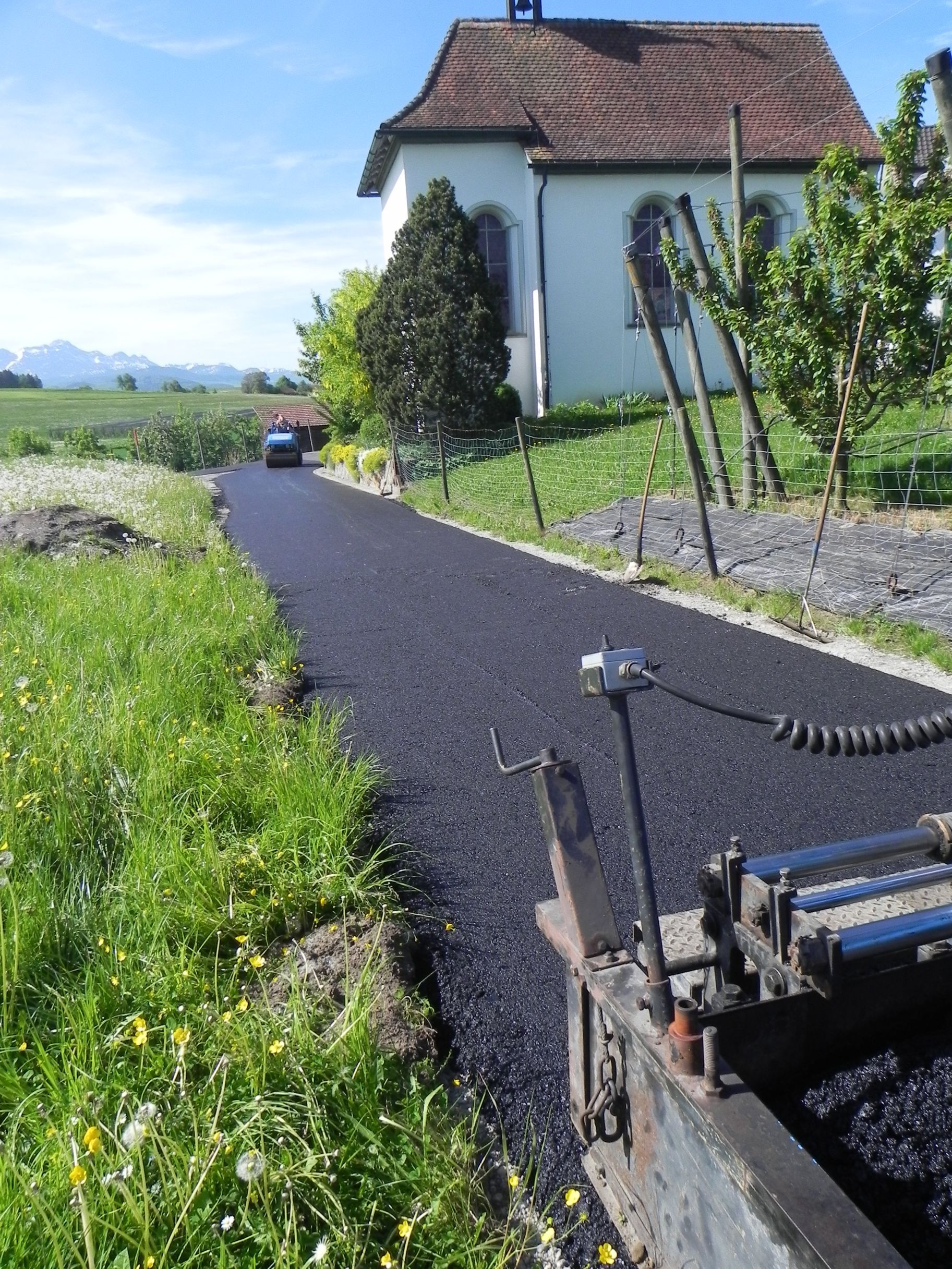 Tief-und Strassenbau, Aushub und Umgehungsarbeiten Winden