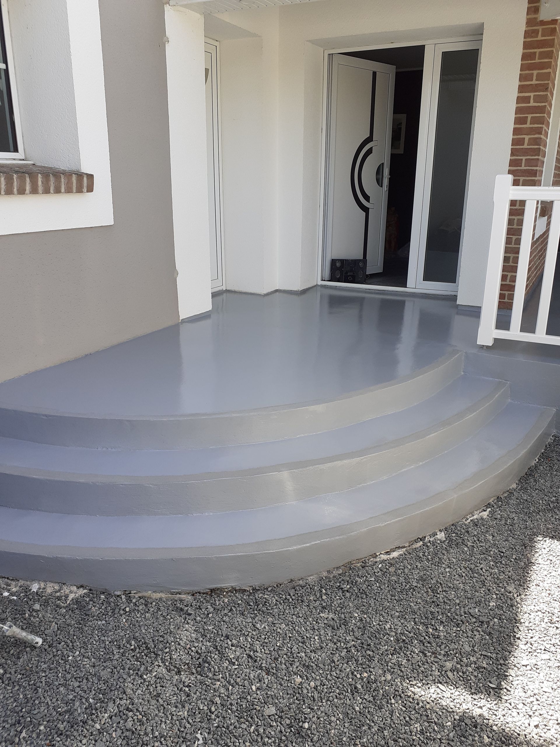 Peinture de sol extérieur