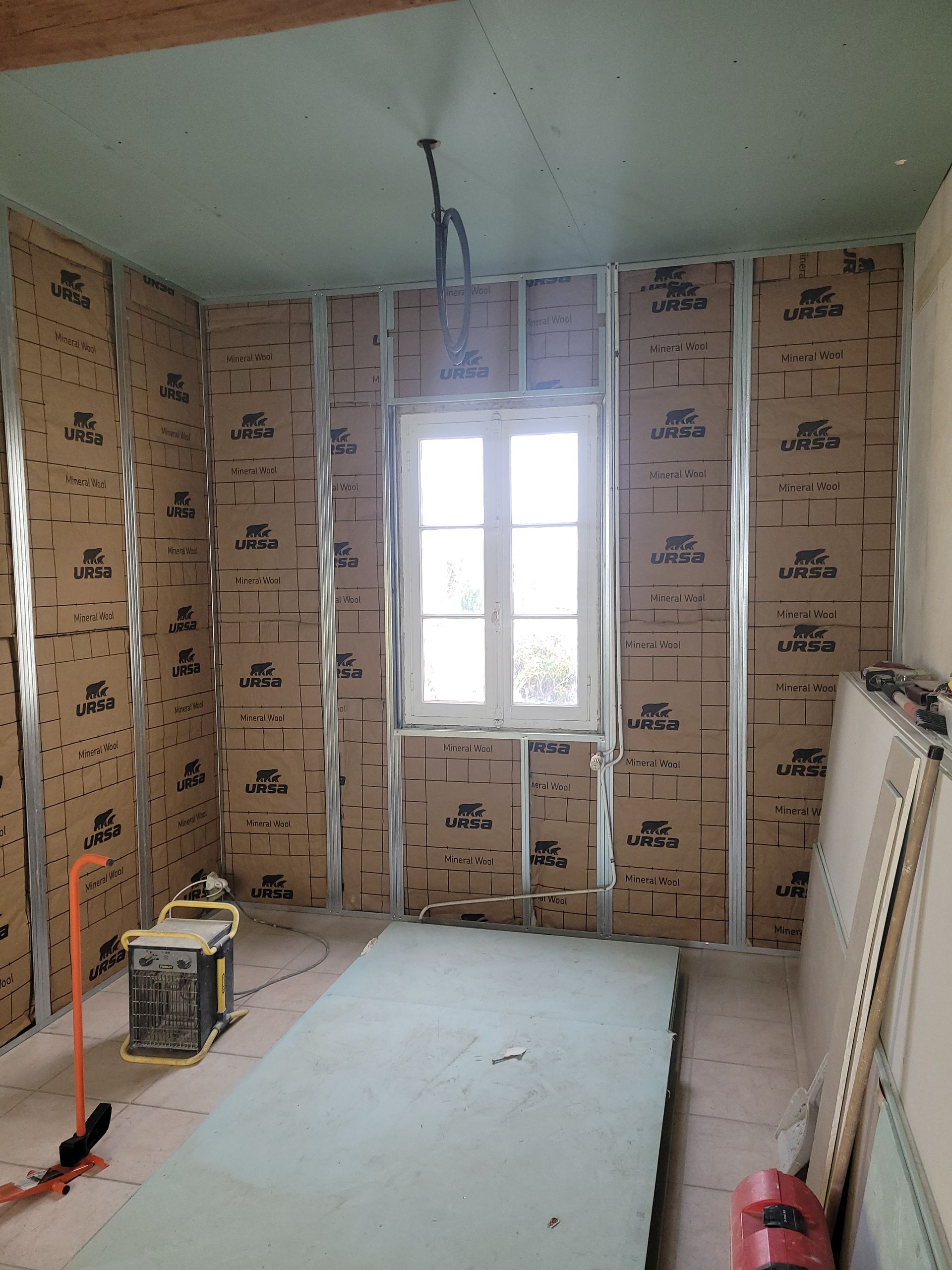 Pose de plaques de plâtre