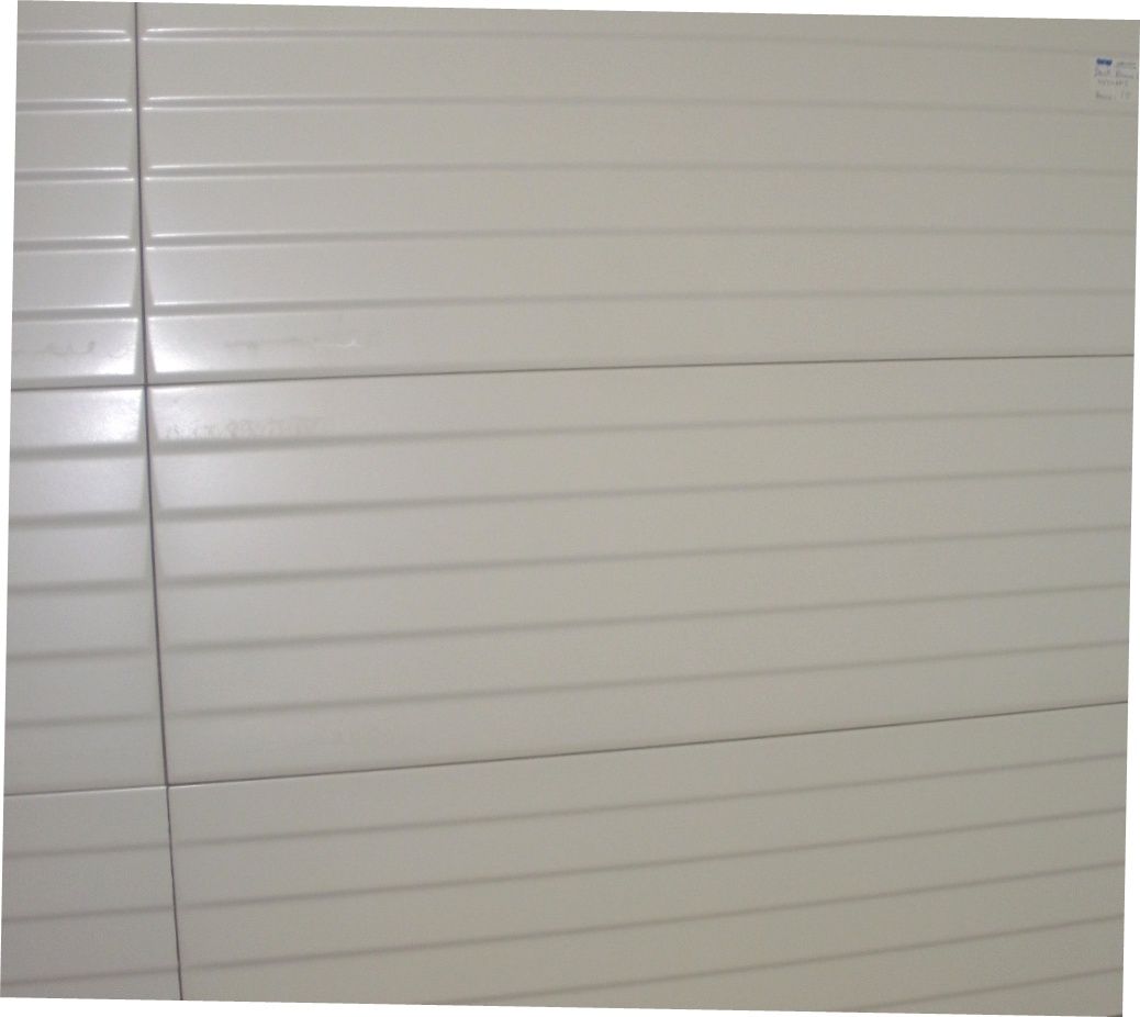 Un trozo de papel con unas cuantas líneas.