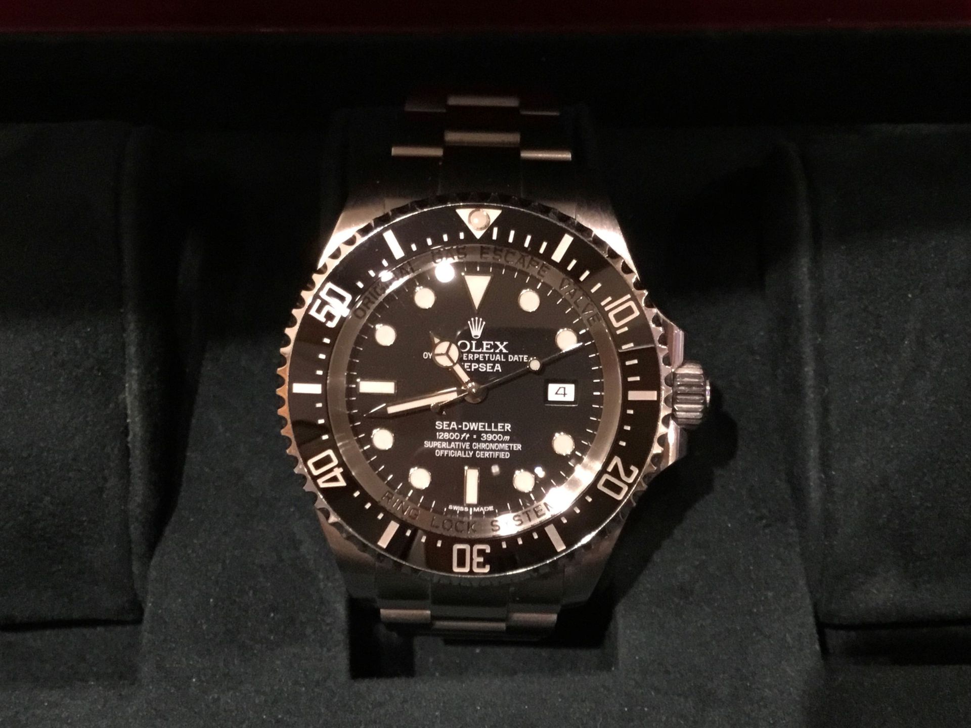 ROLEX - Uhren Atelier Rindermarkt - Zürich