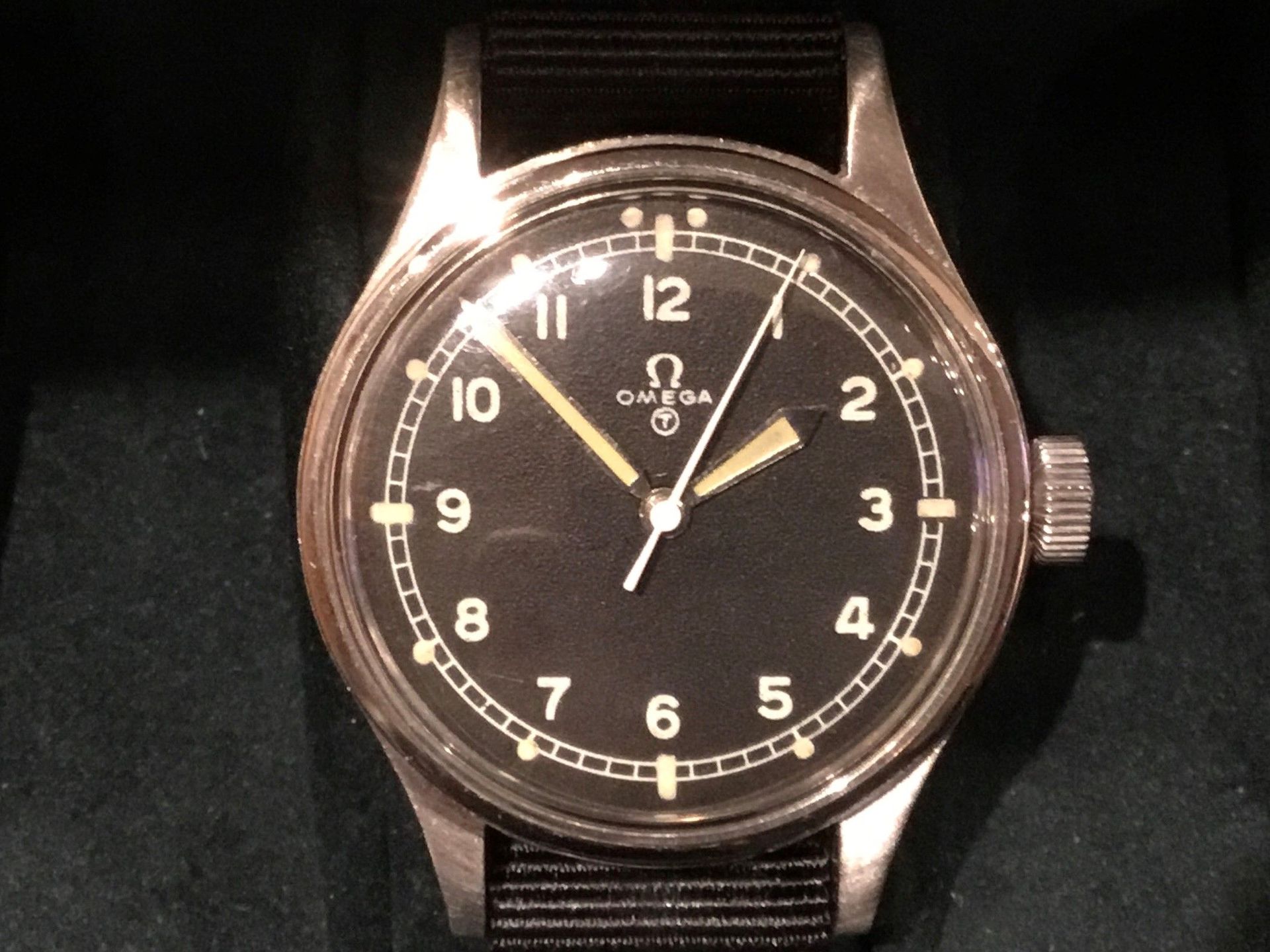 OMEGA - Uhren Atelier Rindermarkt - Zürich