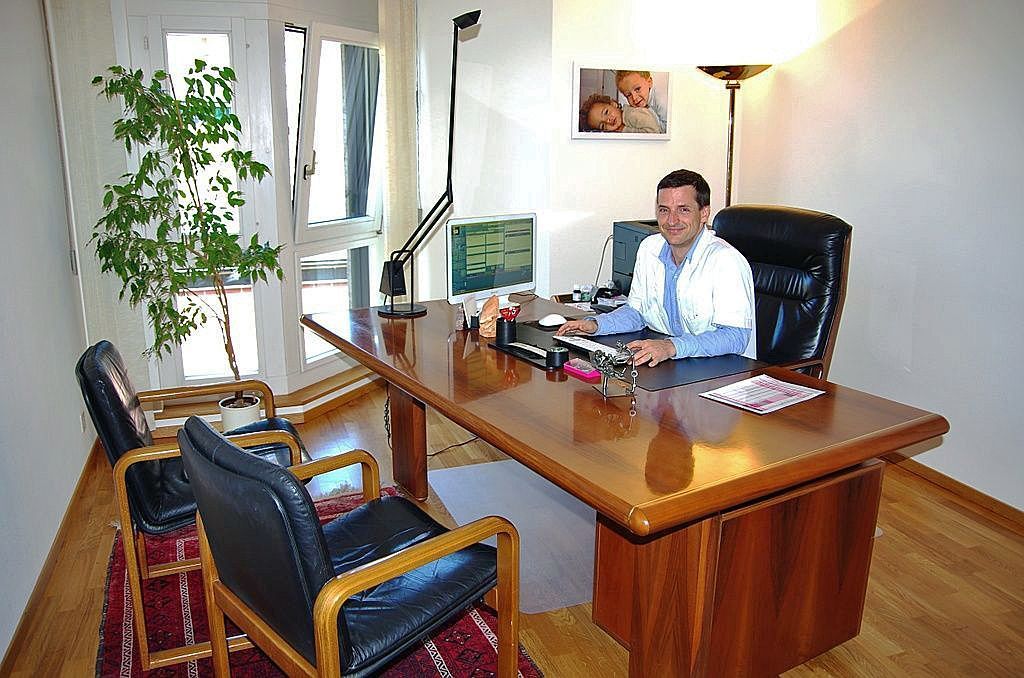 Gynécologue-obstétrique - David Girardin - Montreux