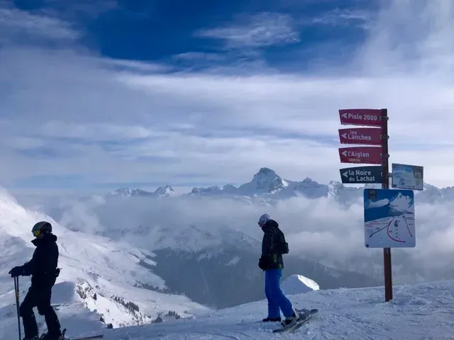 The Japan Club of Geneva