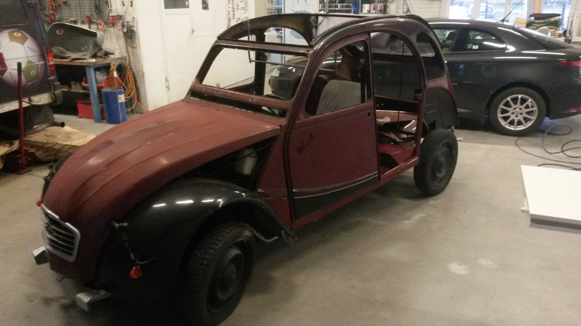 Volgger Carrosserie und Spritzwerk - Citroen Restauaration