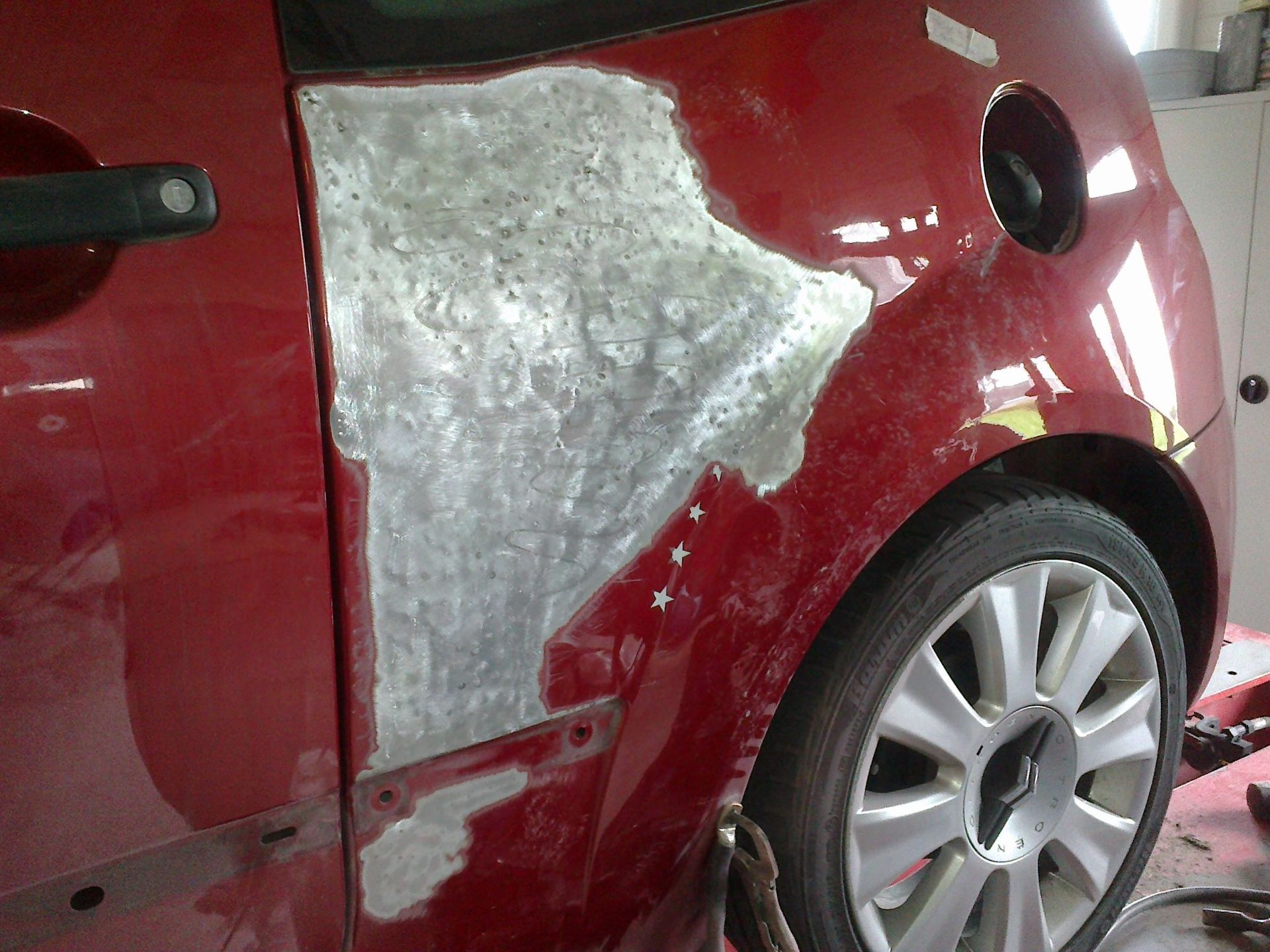 Volgger Carrosserie und Spritzwerk - Citroen Carrosserie Instandstellen