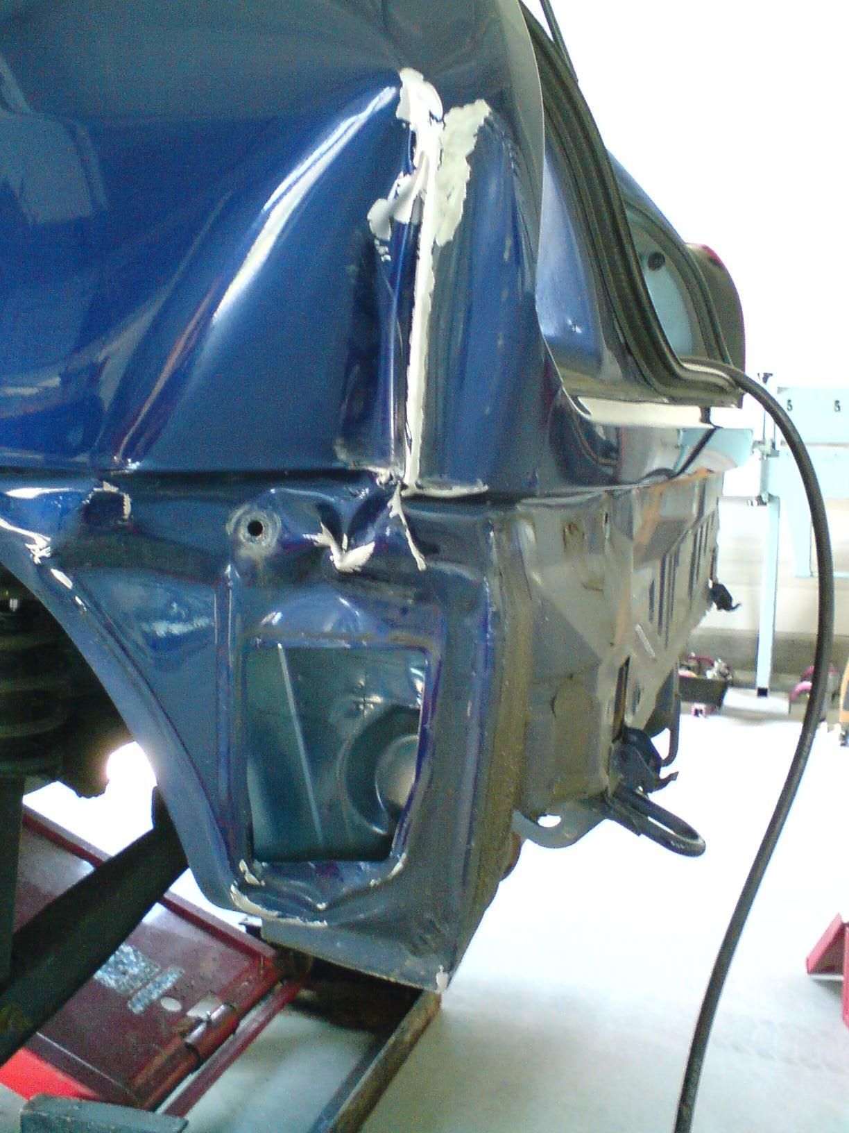 Volgger Carrosserie und Spritzwerk - Mitsubishi Carrosserie Instandstellen