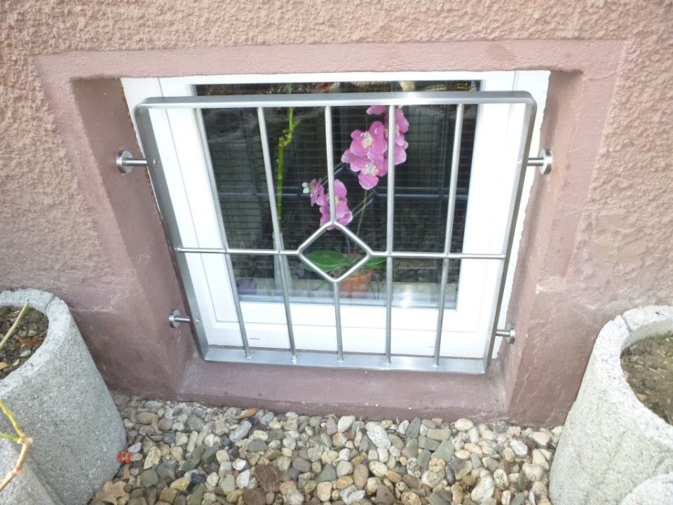 kleines Fenstergitter