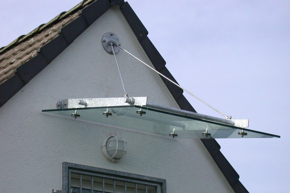 Vordach oben am Haus