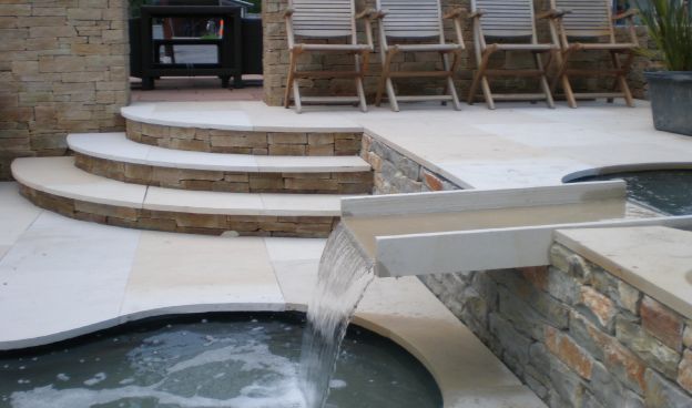 Wasserlauf - Daniel Oesch Gartenbau AG