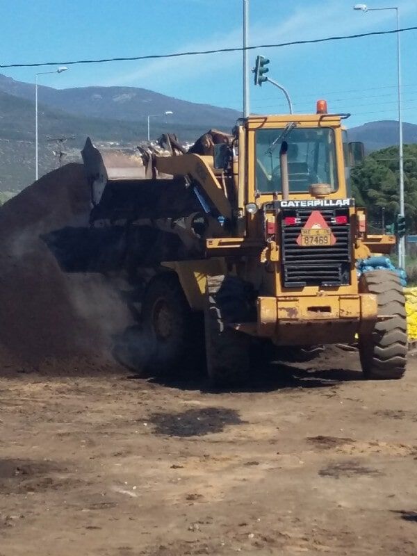 Χωματoυργικές εργασίες Βαρσαμούδης Στέλιος