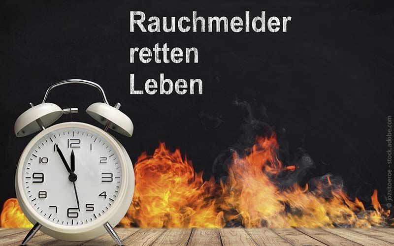 Wecker brennt, Meldung „Rauchmelder retten Leben“