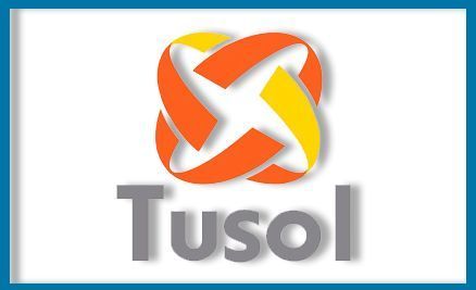 Logotipo de Tusol: formas entrelazadas de color naranja y amarillo sobre texto gris.