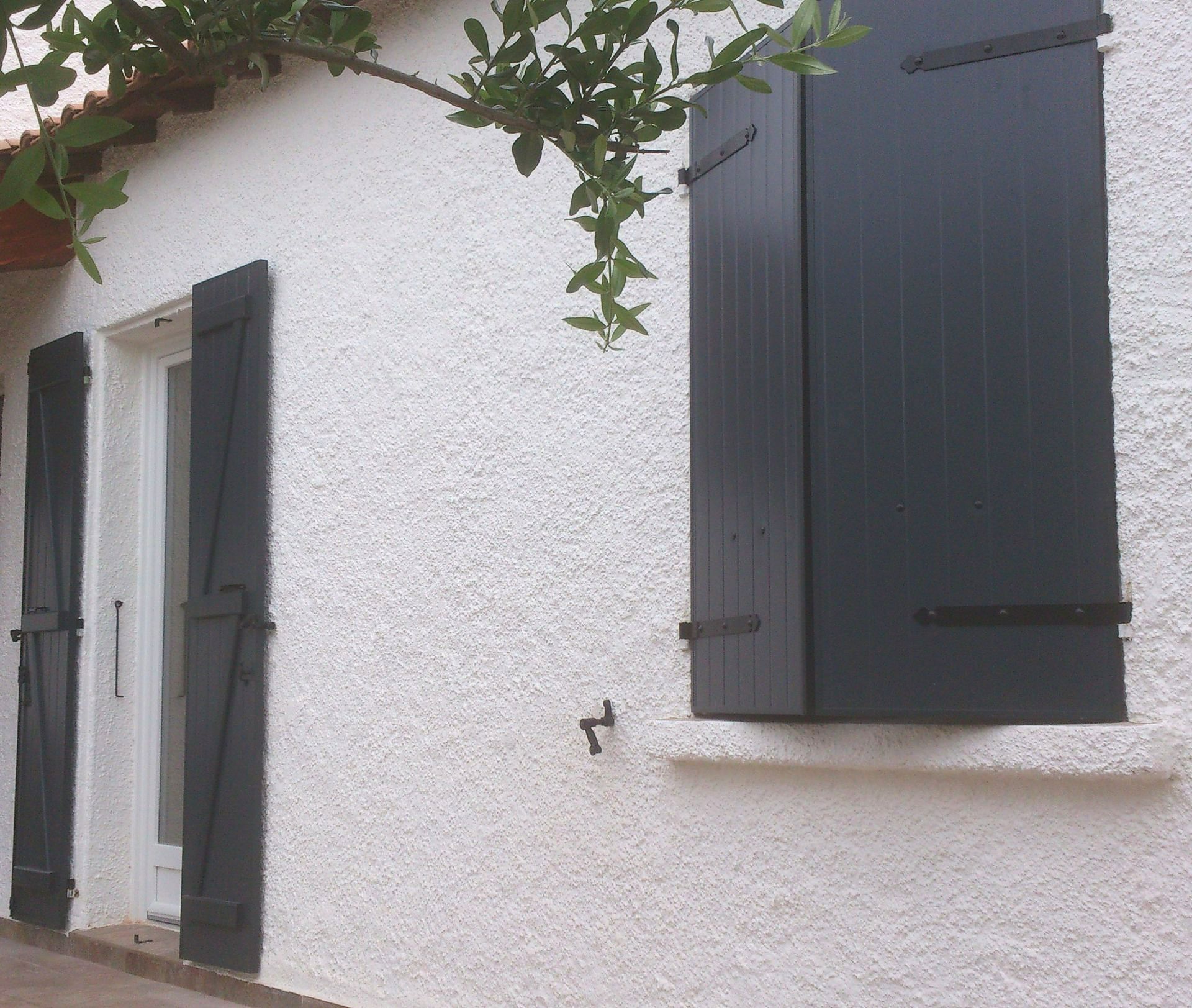 Volets de fenêtres et portes-fenêtres 