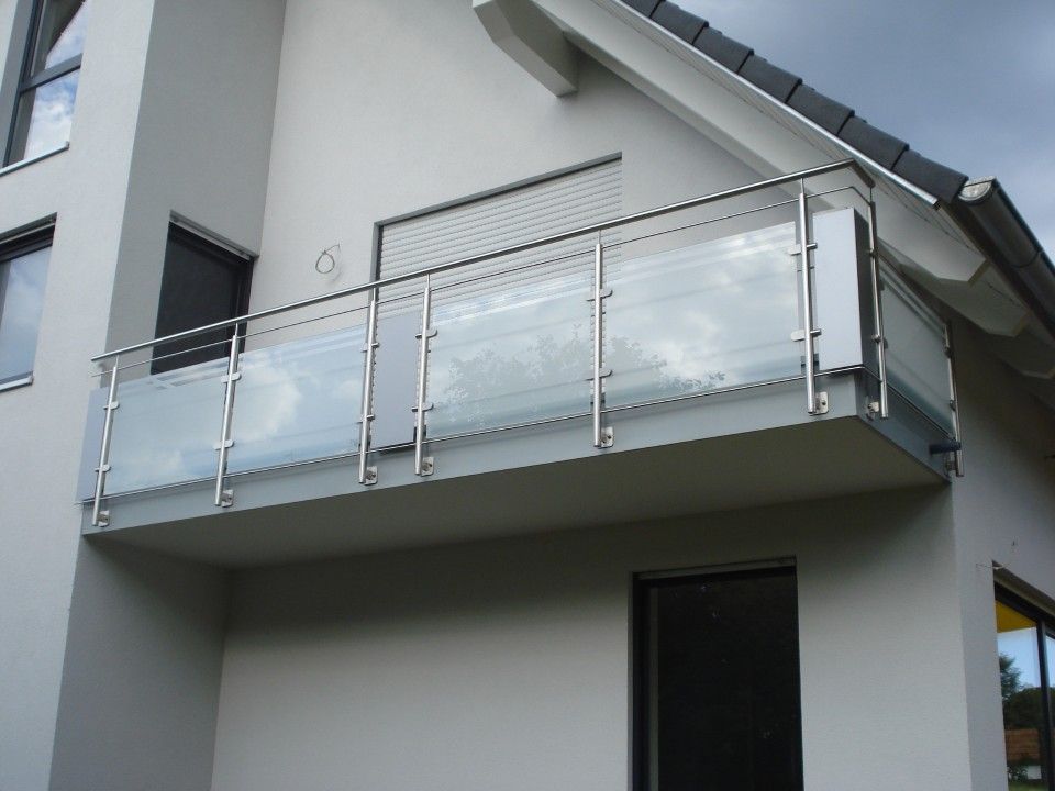 Balkongeländer hergestellt durch Bayer Erwin Metallgestaltung
