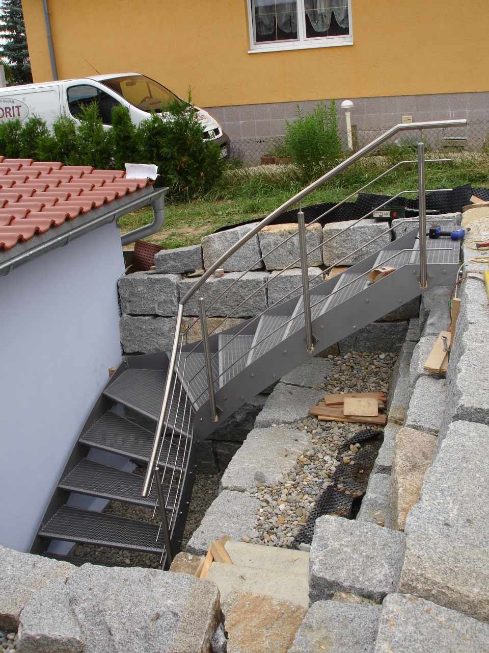 Treppe aus Metall hergestellt durch Bayer Erwin Metallgestaltung