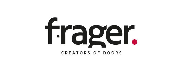 Logo Frager avec le slogan Créateurs de portes sur fond blanc