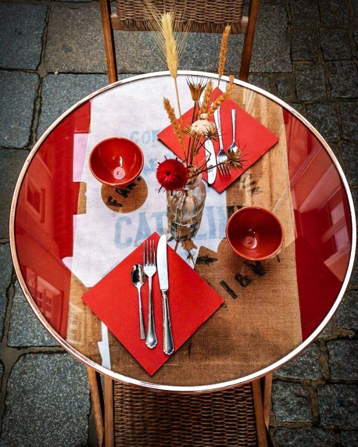 Table personnalisée - Crêperie La Gavotte