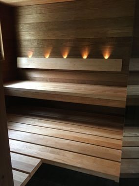 tunnelmallisen saunan kunnostus ja rakentaminen