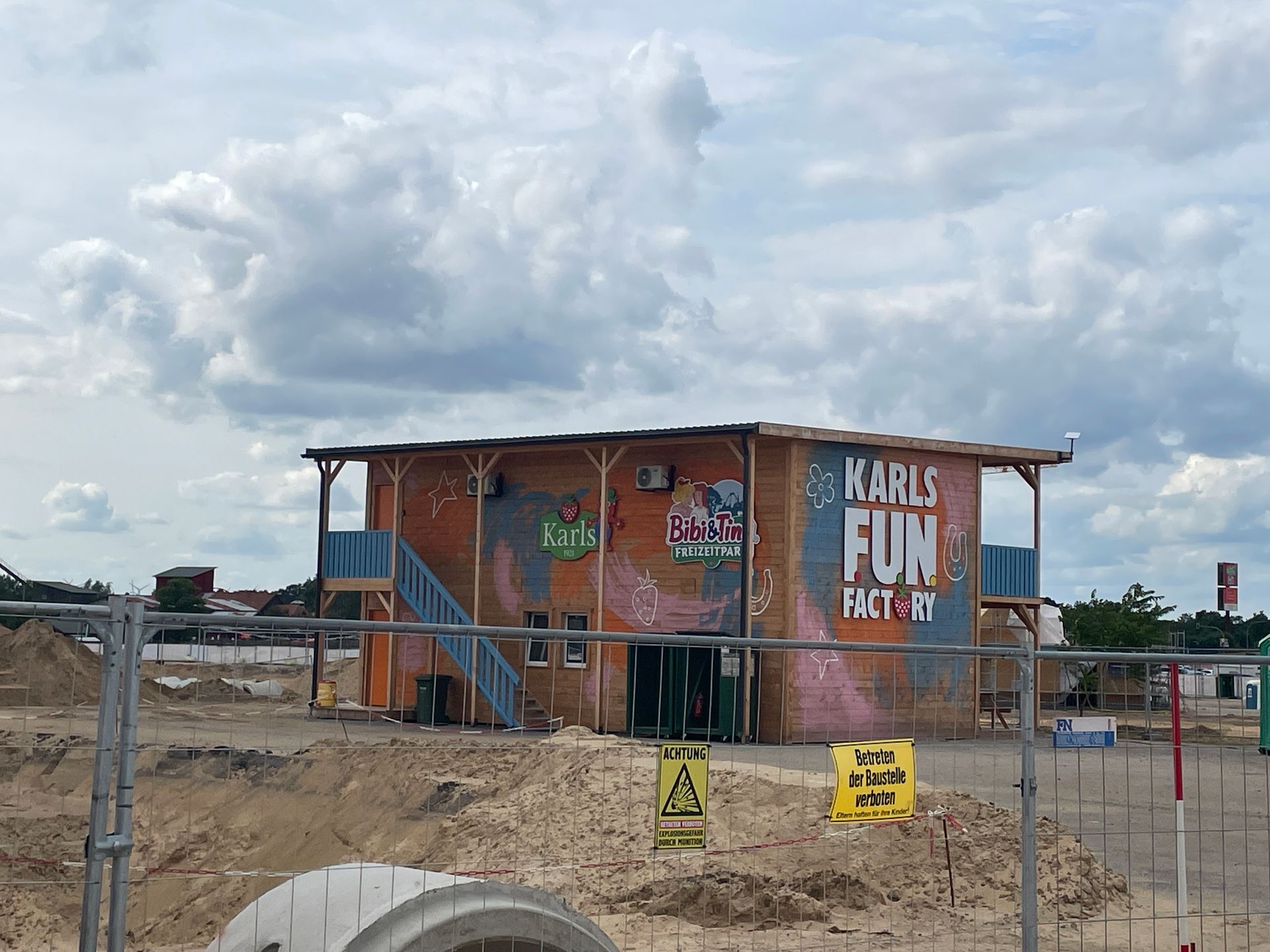 Gabäude Bauleitung Bibi & Tina Freizeitpark Elstal
