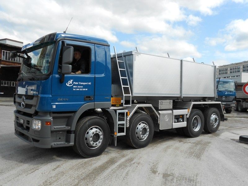 Transport AG Peter Schwamendingen Zürich Fuhrpark