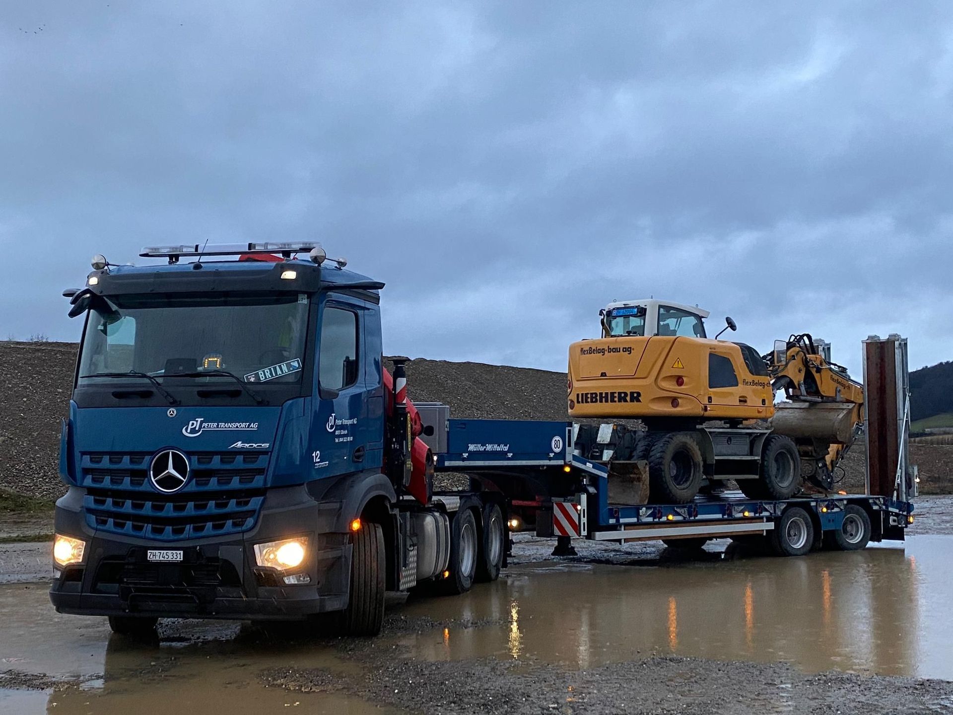 Transport Greifarm Fuhrpark Zürich Schweiz