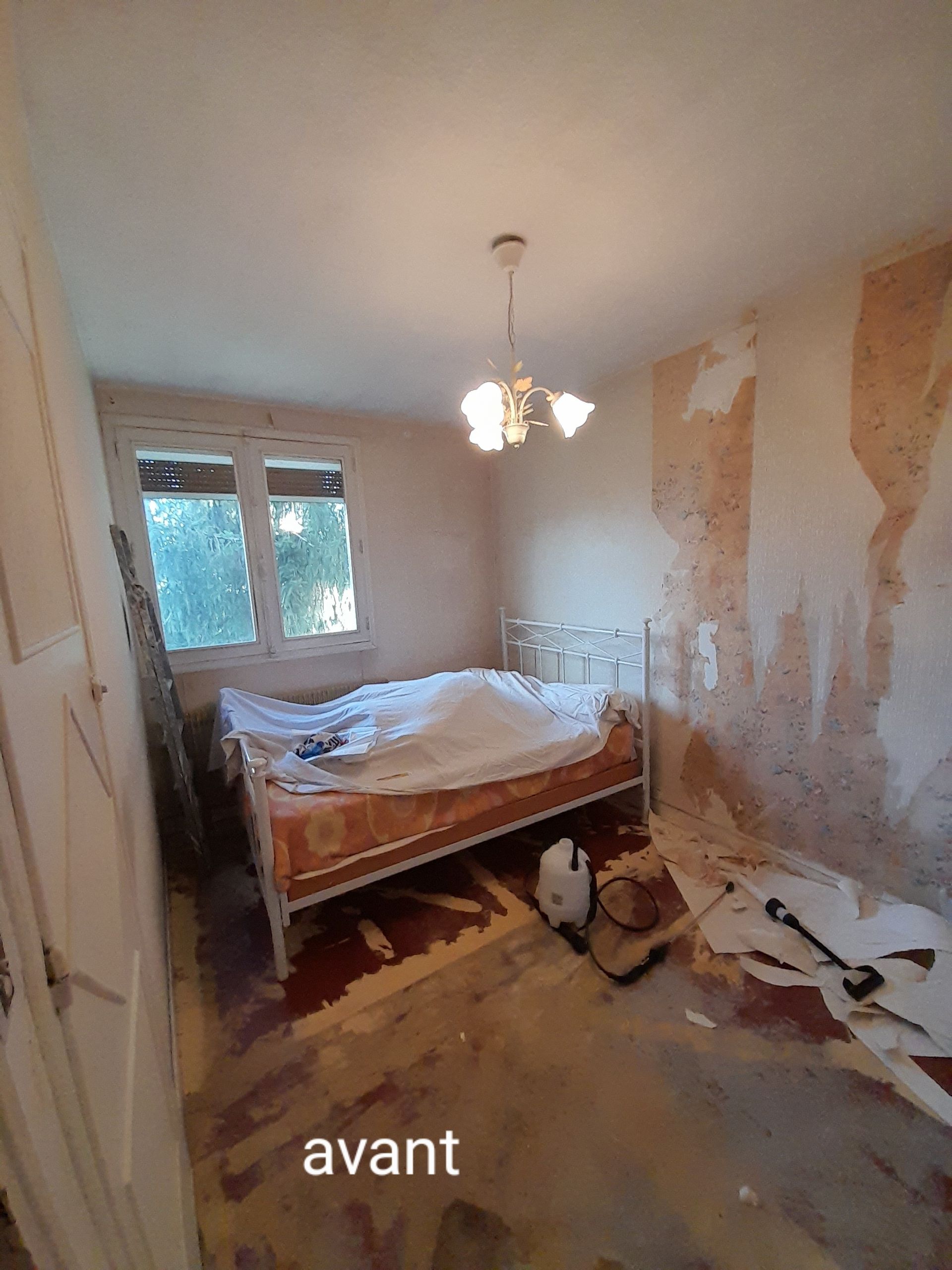 Chambre avant peinture