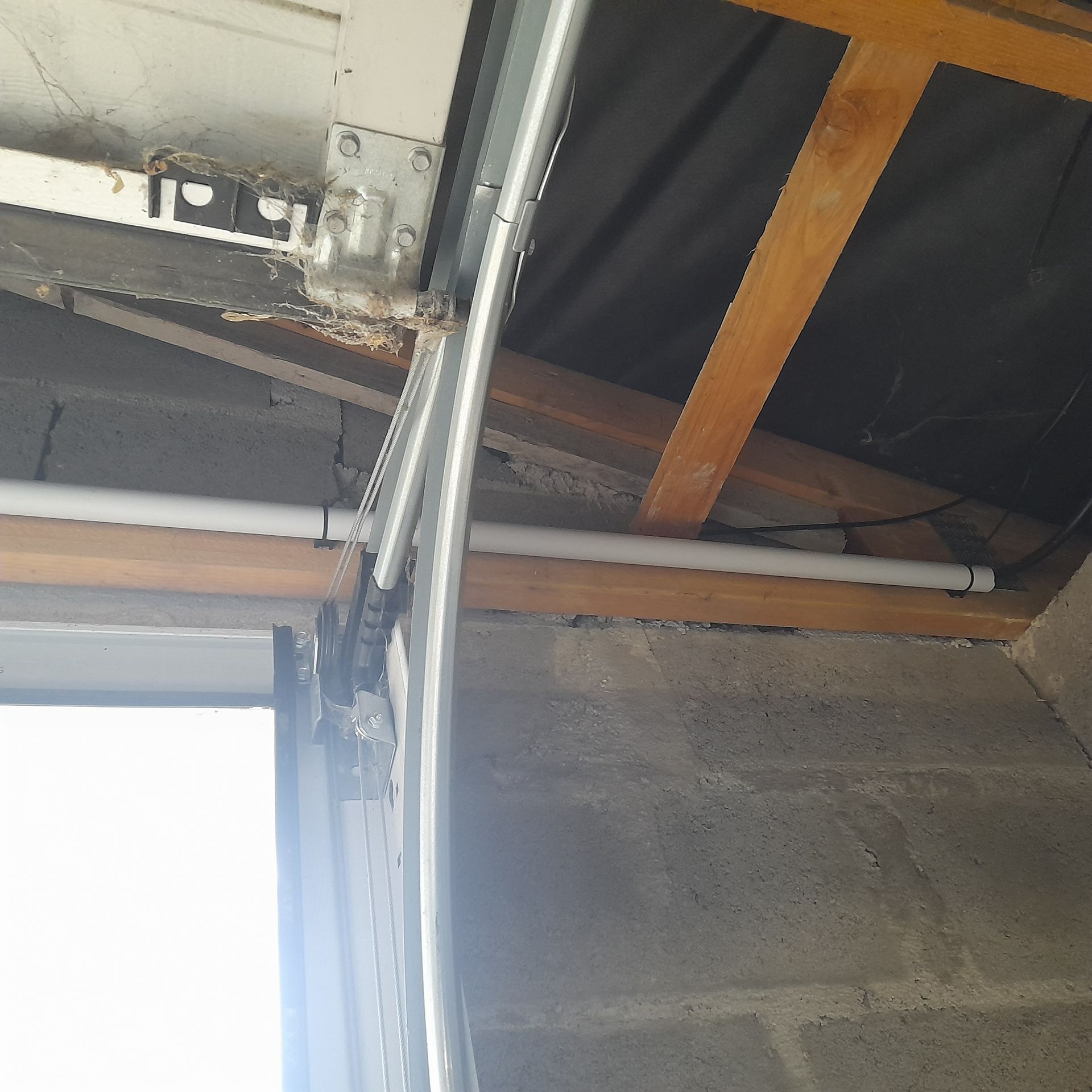 Système d'ouverture d'une porte de garage