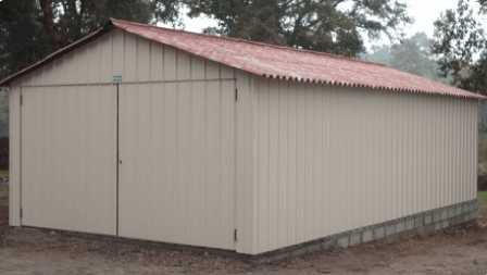 Garage en acier et tuiles