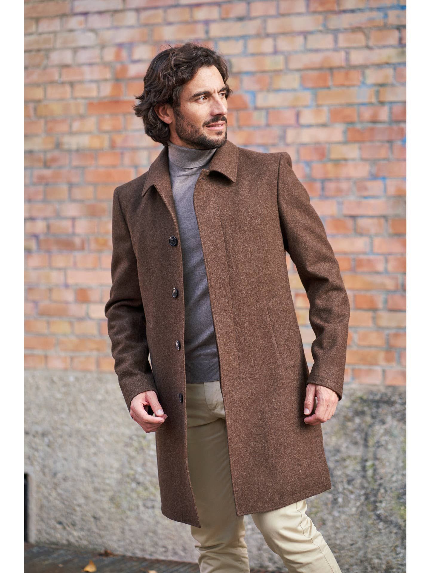 Manteau d'homme en laine.