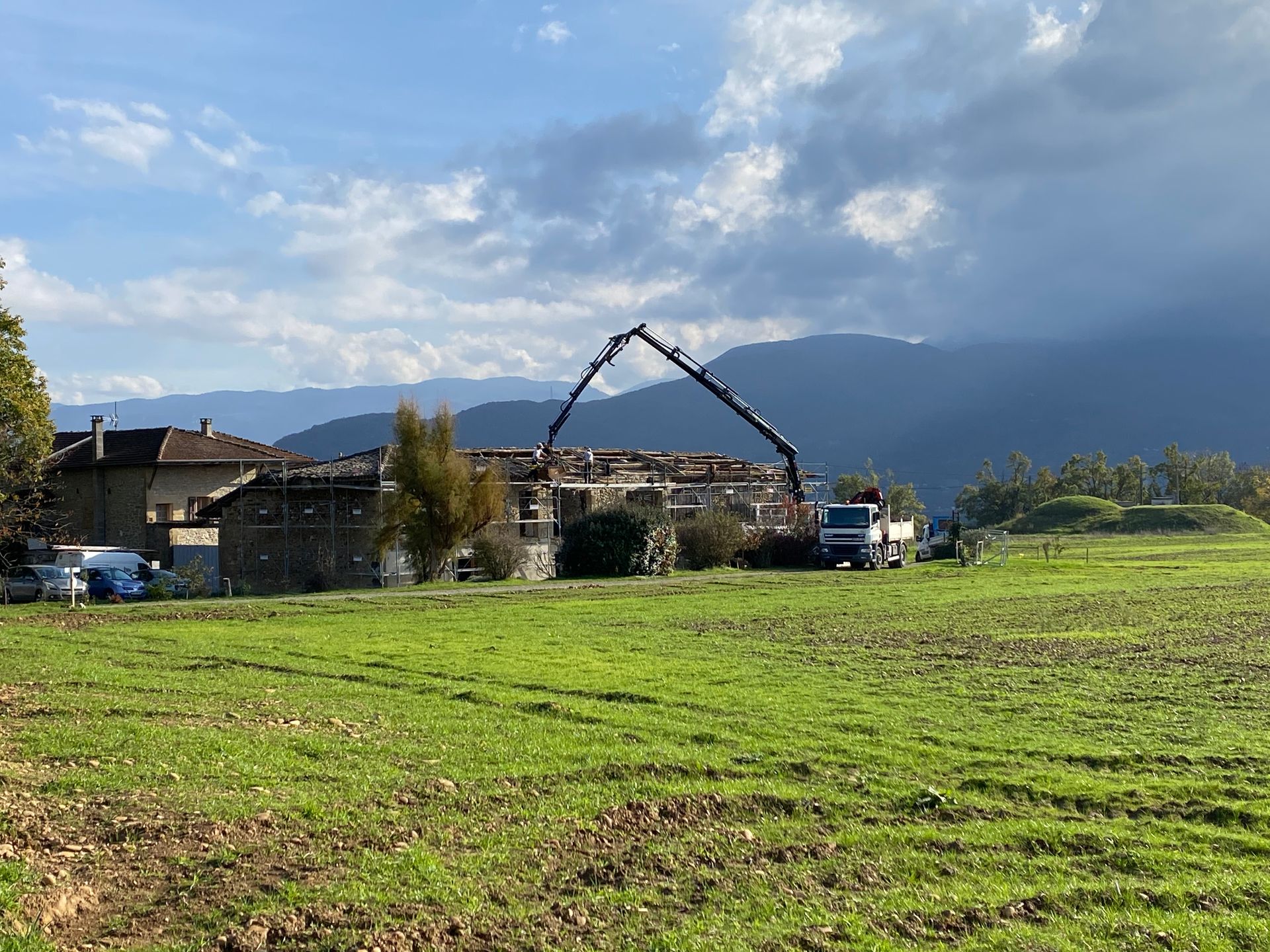 Chantier de rénovation d'une charpente et d'une toiture