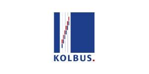 Das Kolbus-Logo ist ein blaues Quadrat mit einer Grafik darauf.