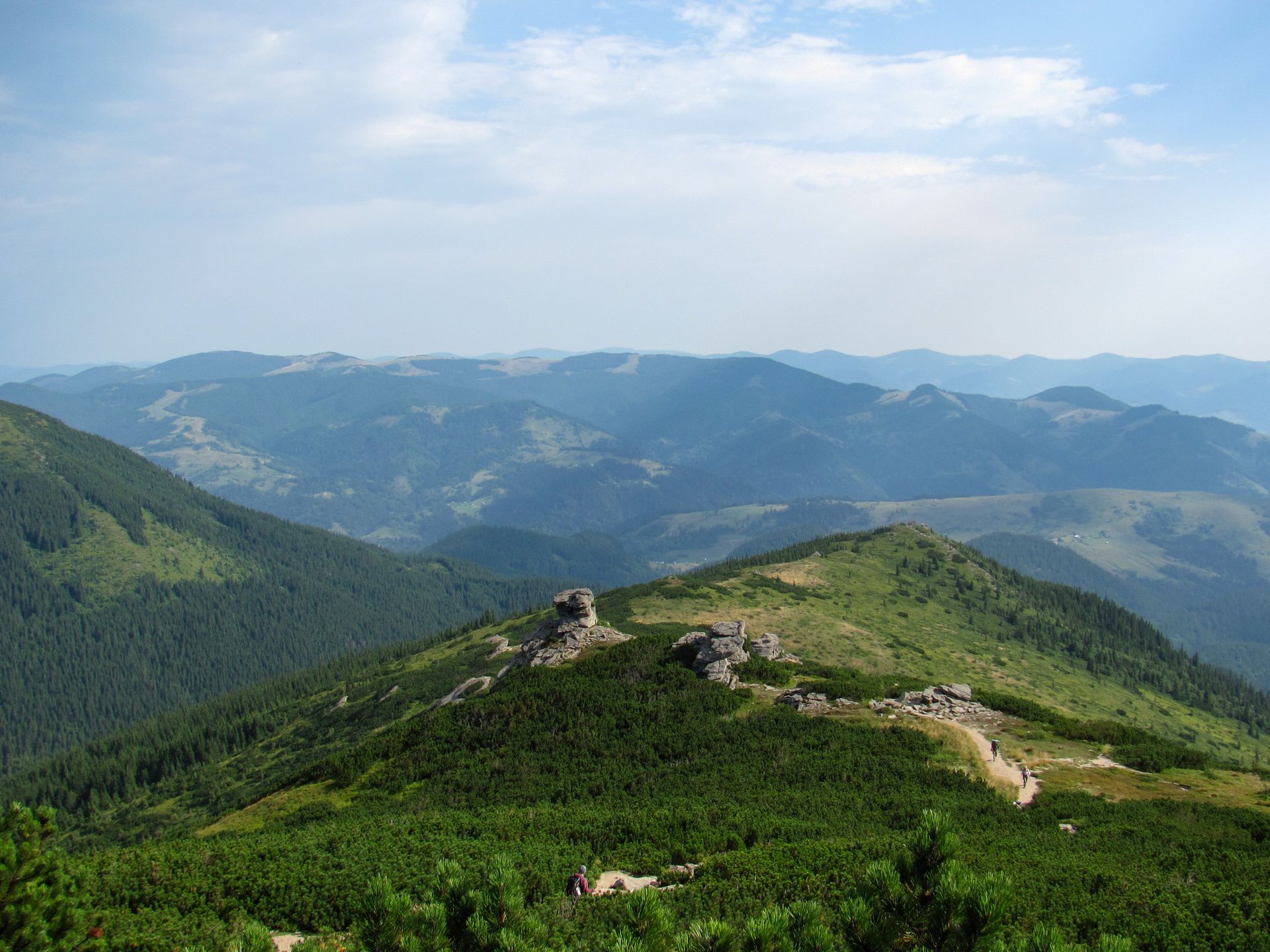 Panorama d'une montagne.