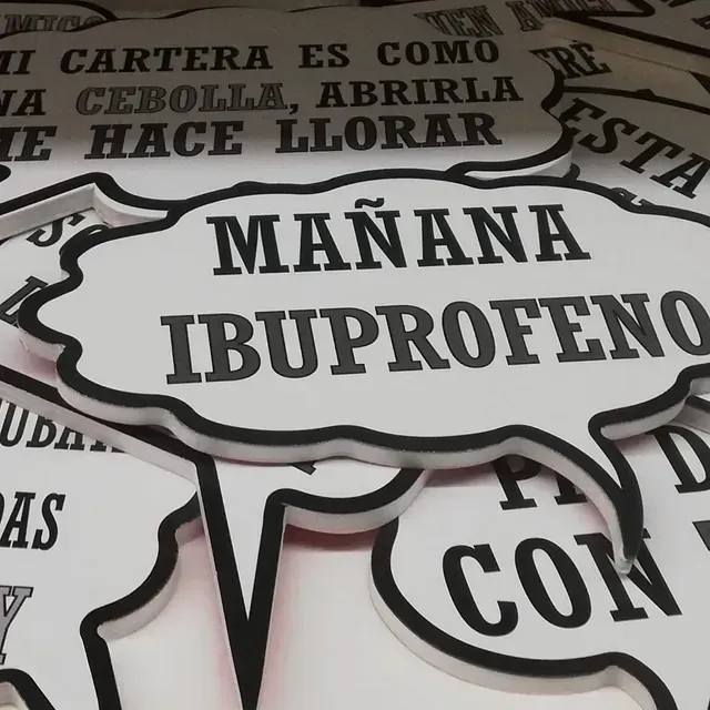 Un cartel que dice mañana ibuprofeno.