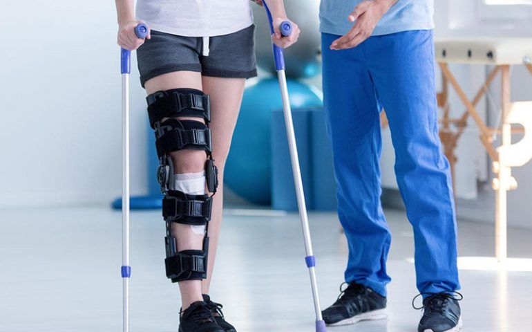 Genouillère sur la jambe