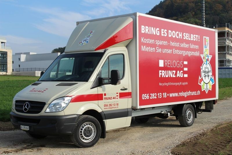 Lkw der Relogis Frunz AG