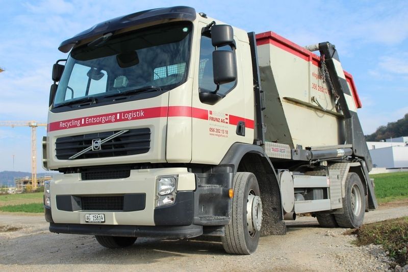 Lkw der Relogis Frunz AG