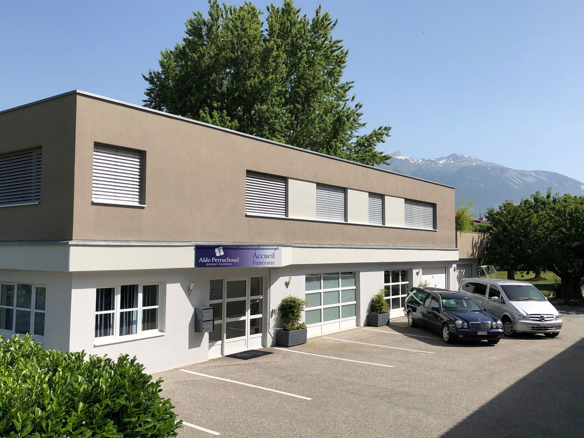 Aldo Perruchoud Sàrl - salle d'accueil