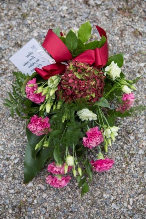 Kikan Kukka ja lahja