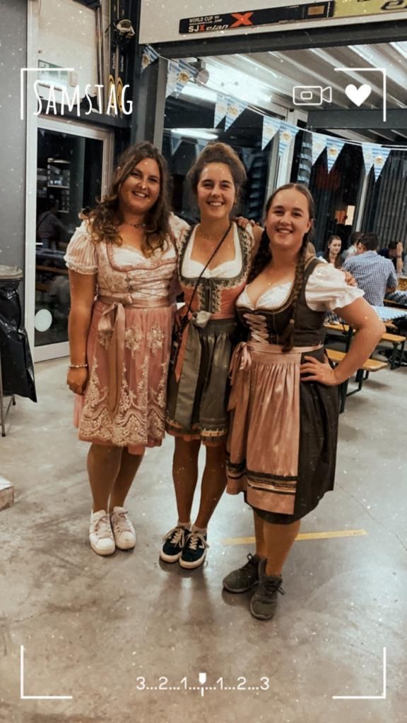 MICHE's Sports/Outdoor/Bikebekleidung & Cafe