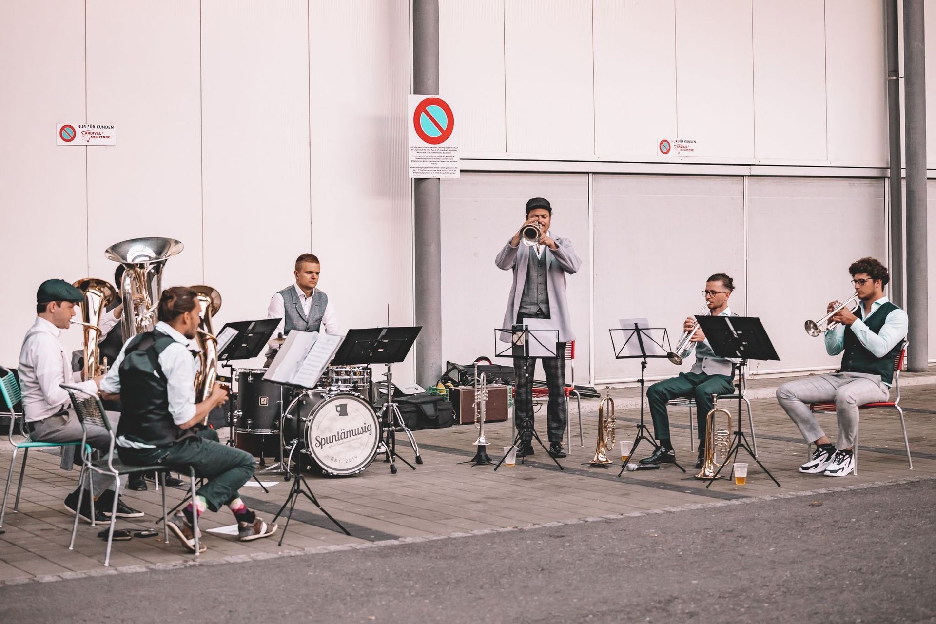 MICHE's Sports/Outdoor/Bikebekleidung & Cafe