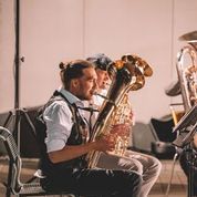 MICHE's Sports/Outdoor/Bikebekleidung & Cafe