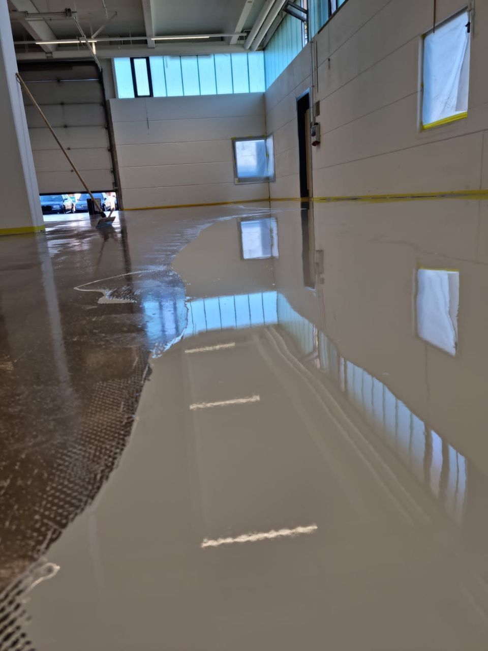 Halle während Renovierung durch Sunshine Maler