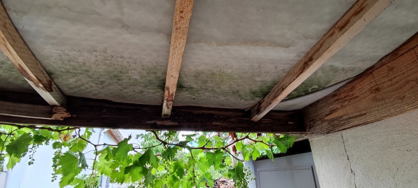 Travaux de charpente et couverture