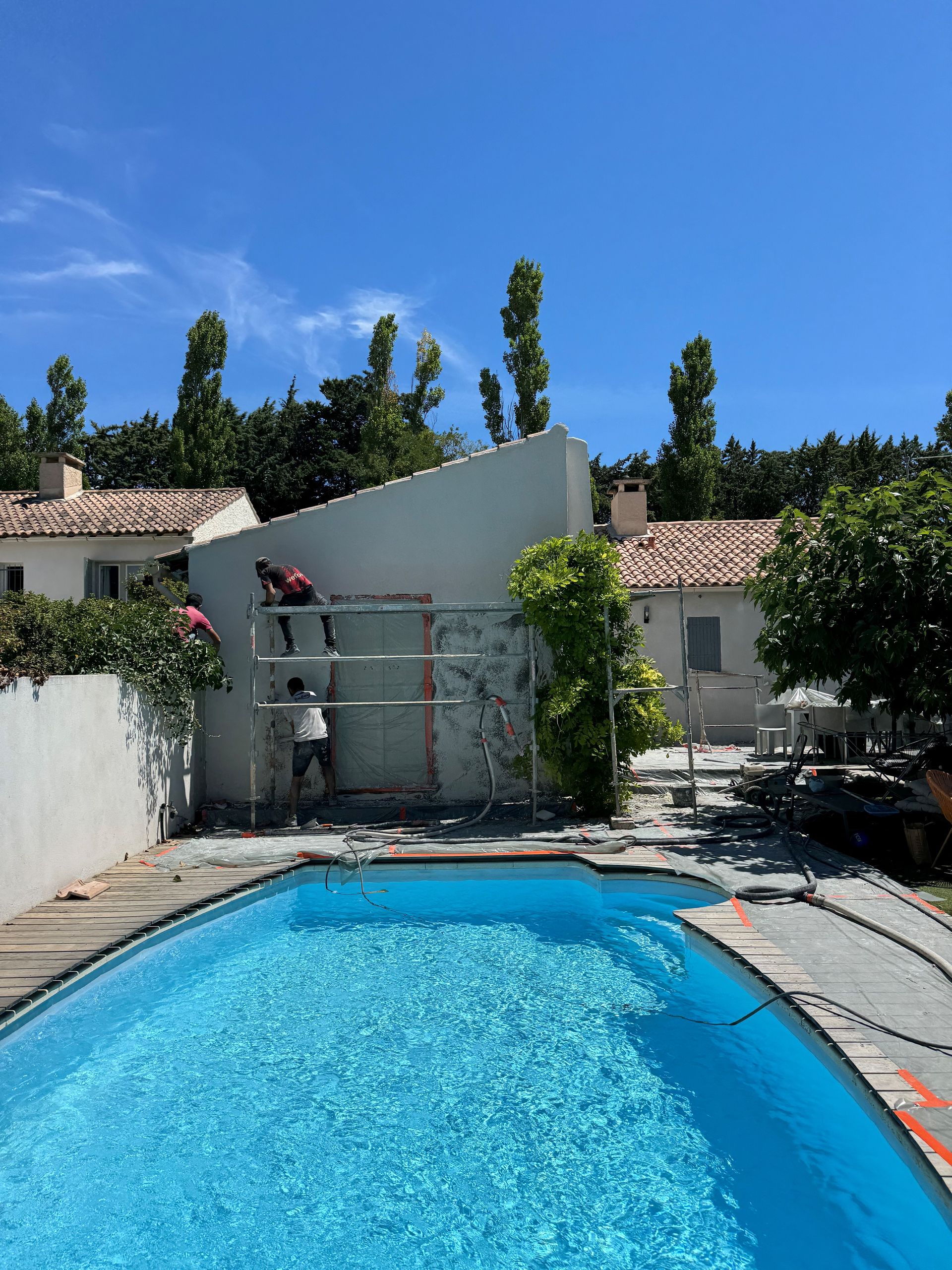 Ravalement côté piscine