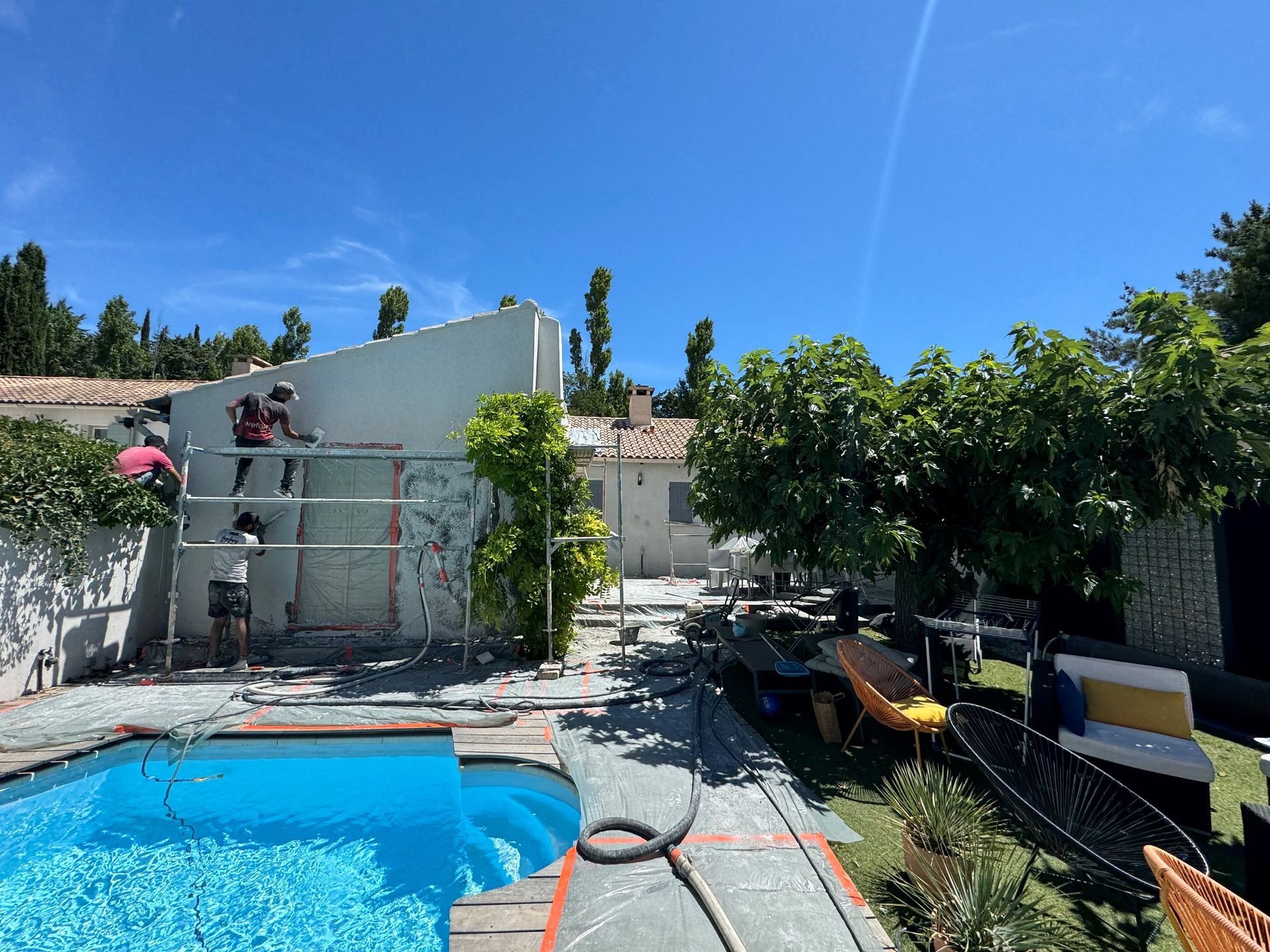 Poursuite des travaux