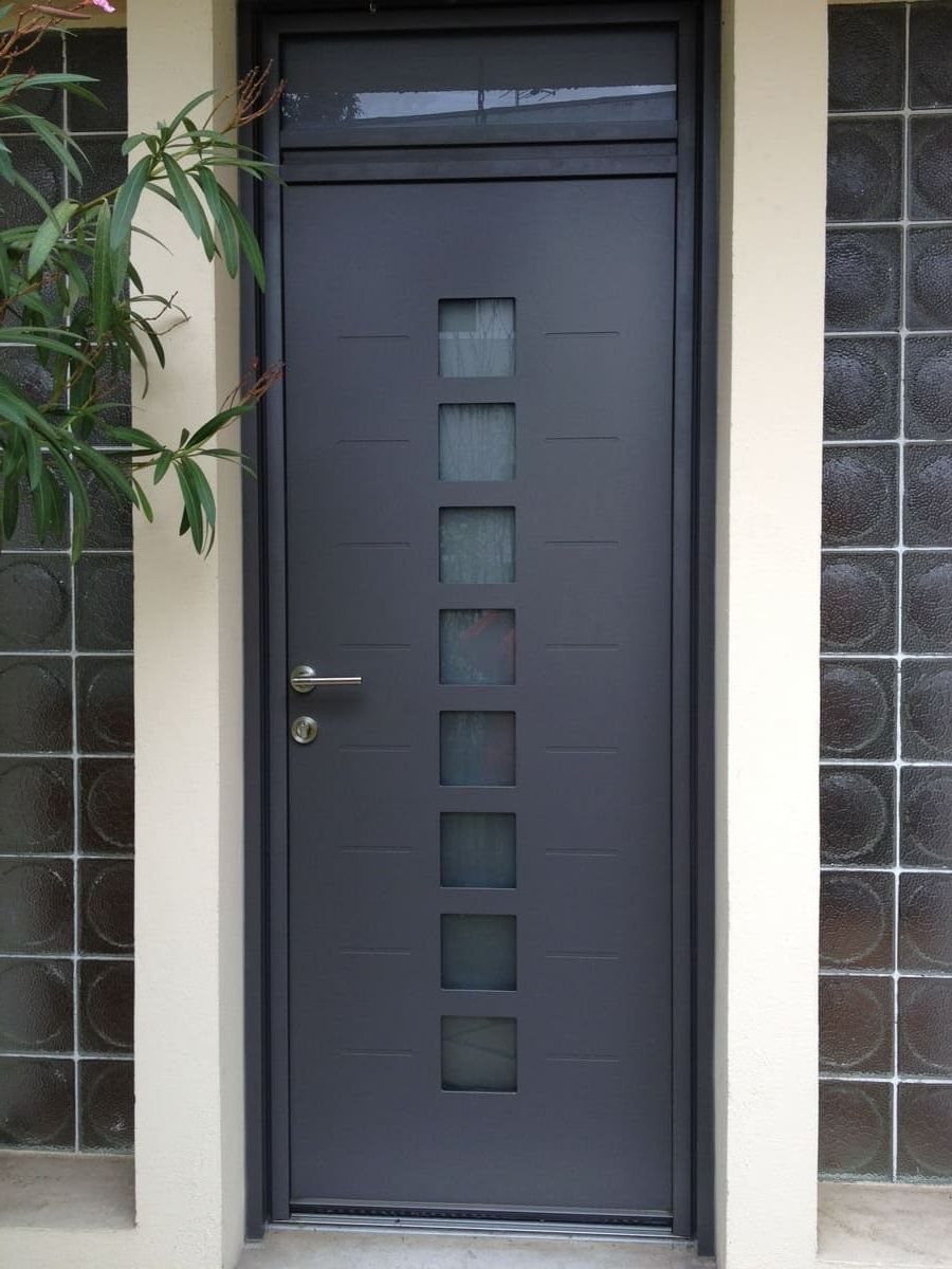 Porte d'entrée en aluminium 