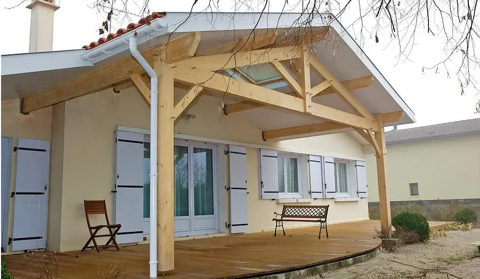 Menuiseries et maçonnerie d'une maison neuve